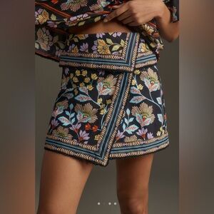 NWOT Farm Rio Flowery Mini Skirt // Size 31 (≈ Size 10)